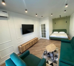  Однокомнатные апартаменты Люкс с кухней и балконом в Colden beach