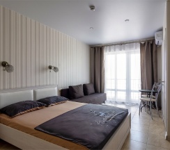 Комфорт с видом во двор в Стела