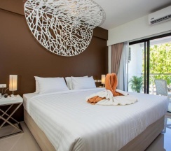 Двухместный номер Deluxe с видом на море двуспальная кровать в Coral Inn