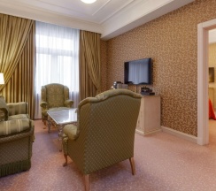 Люкс Представительский в Radisson Collection Москва