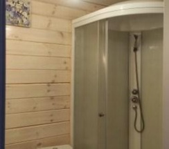 Коттедж стандарт с 1 двуспальной кроватью в Лисапедово