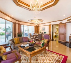 Люкс Royal с 2 комнатами в Royal Cliff Beach Hotel Pattaya
