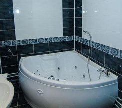 Номер стандарт улучшенный с 1 двуспальной кроватью в Пятерочка-люкс