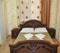 Двухместный номер c 1 двуспальной кроватью в Hotel-st