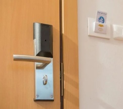 Трёхместный номер Deluxe с балконом в Casa de Coral Phuket