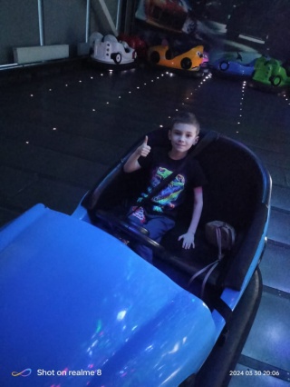 Laser Q Tag, play with friends and family! - Picture of Jerudong Park Playground