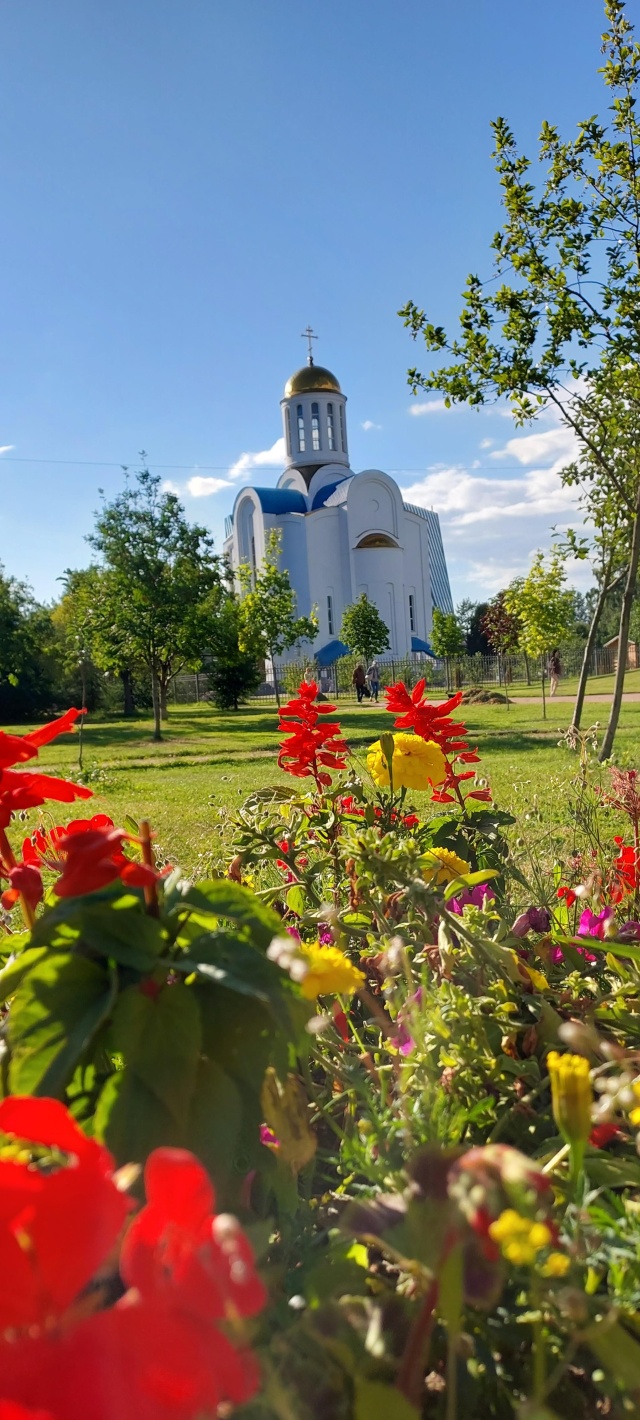 Храм Успения Пресвятой Богородицы, Малоохтинский проспект, 52,  Санкт-Петербург — 2ГИС