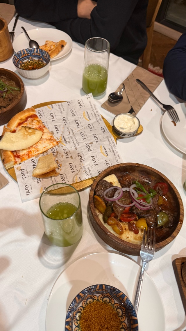 Өзбек әншісі Шахзода порно видео