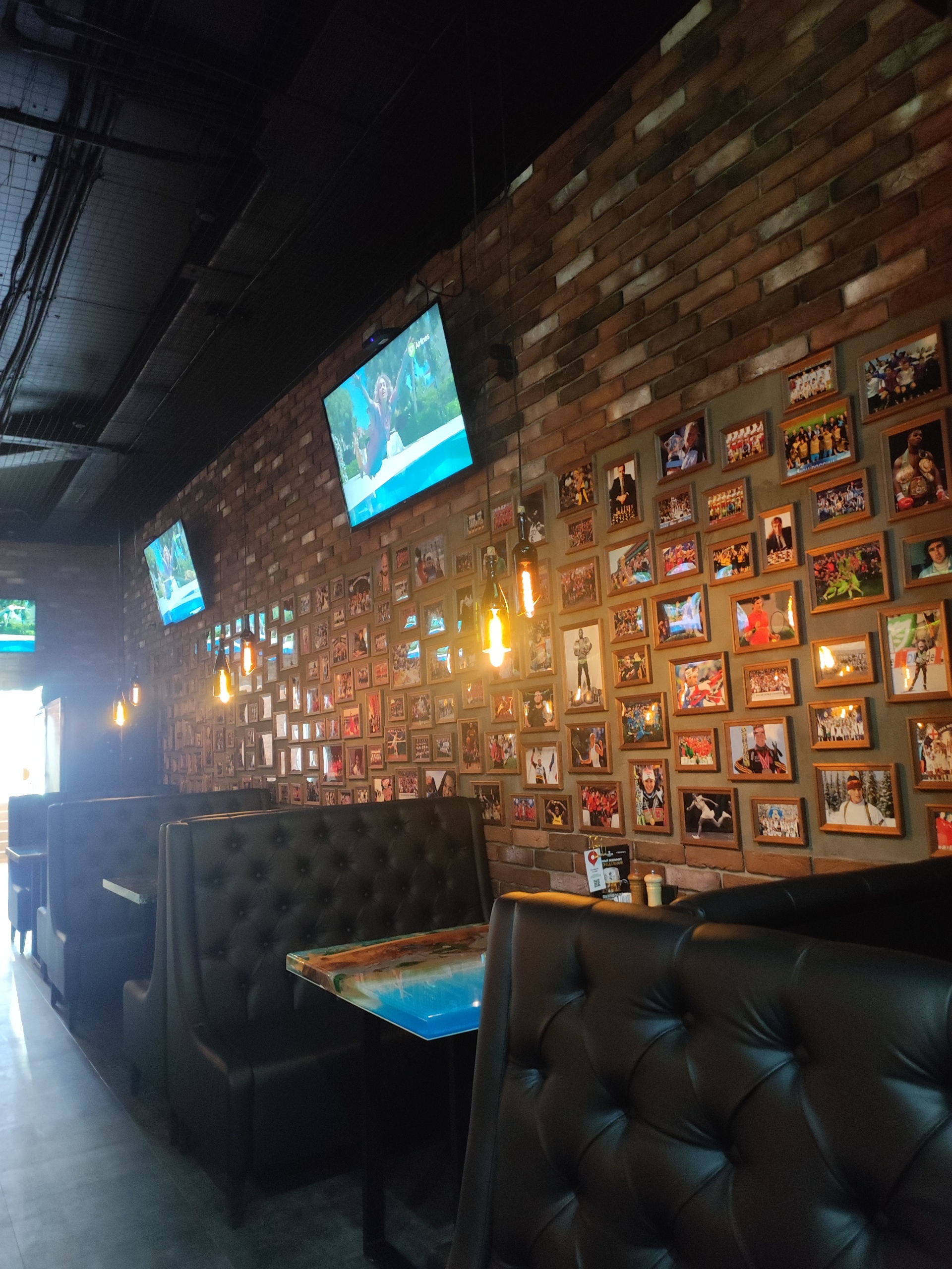 Champions sports bar, кафе-бар, Курзальная, 4а, Геленджик — 2ГИС