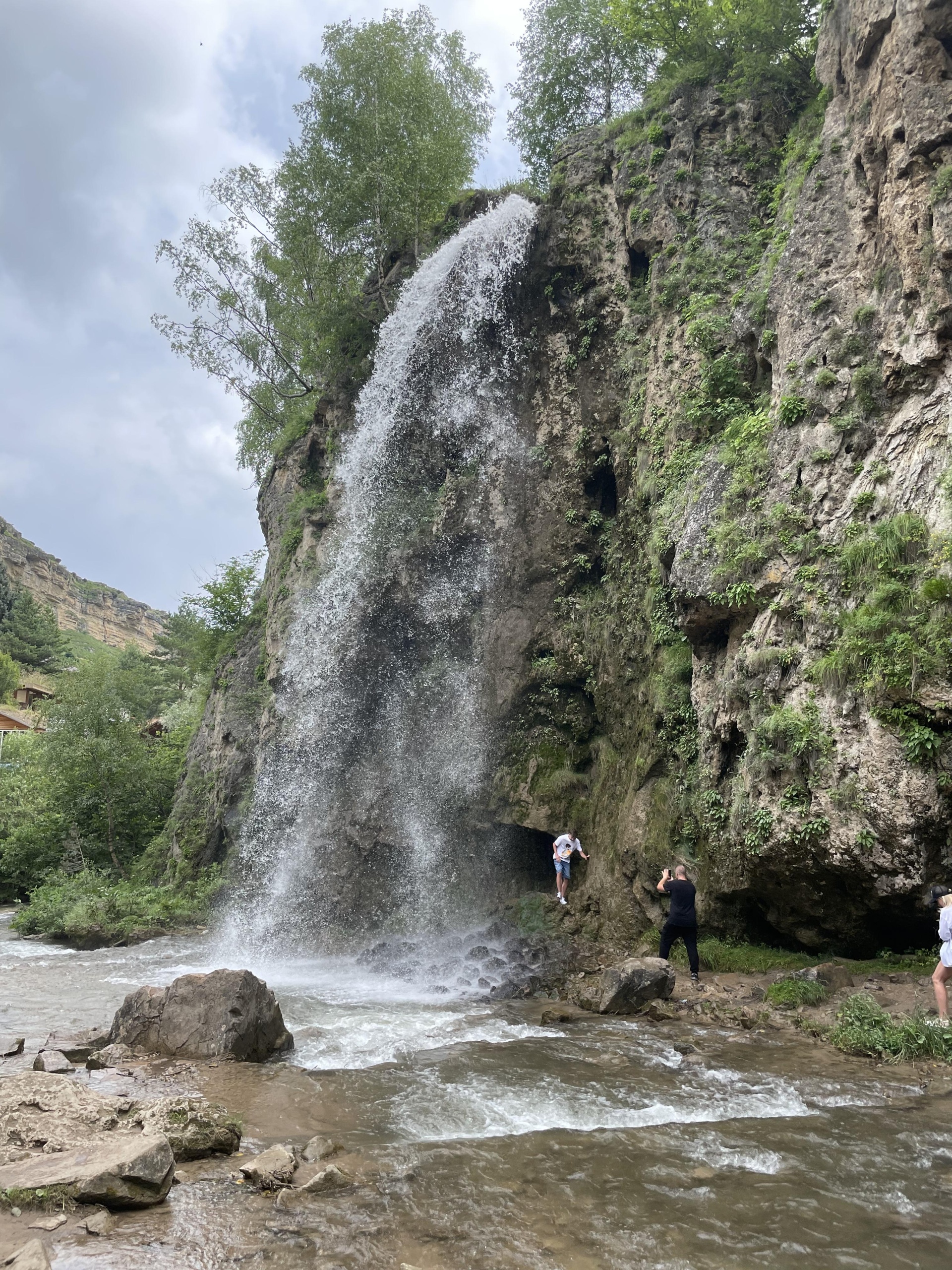 Медовые водопады, база отдыха, с. Красный Курган, с. Красный Курган — 2ГИС