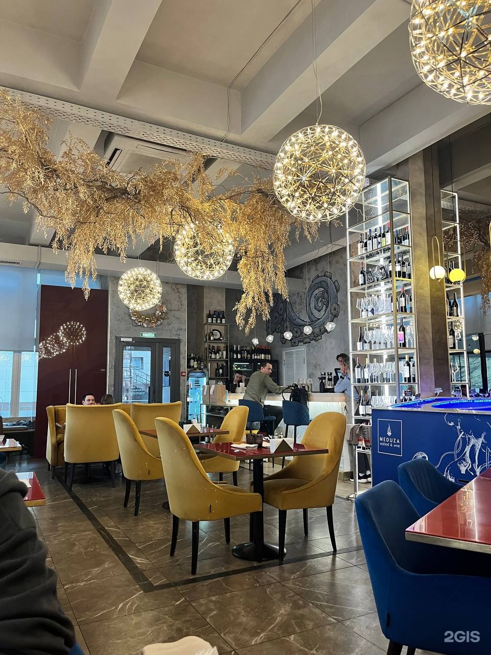 Meduza Seafood&Wine, кафе, улица Ленина, 64, Пермь — 2ГИС