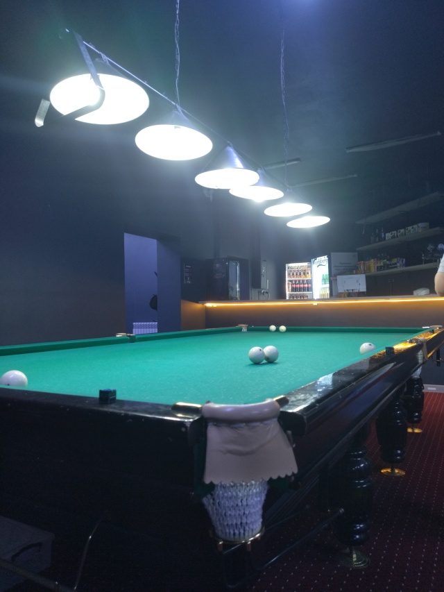 Мас қыздар ұйықтап жатып жыныстық қатынасқа түседі Трусикидегі арық қыздардың суреттері