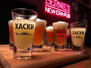 Порно апайға душта тыңшылық жасады