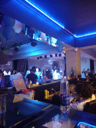 Катрина Лоумен порно видео Егде жастағы әйелдер аяқтарын жайып тастайды