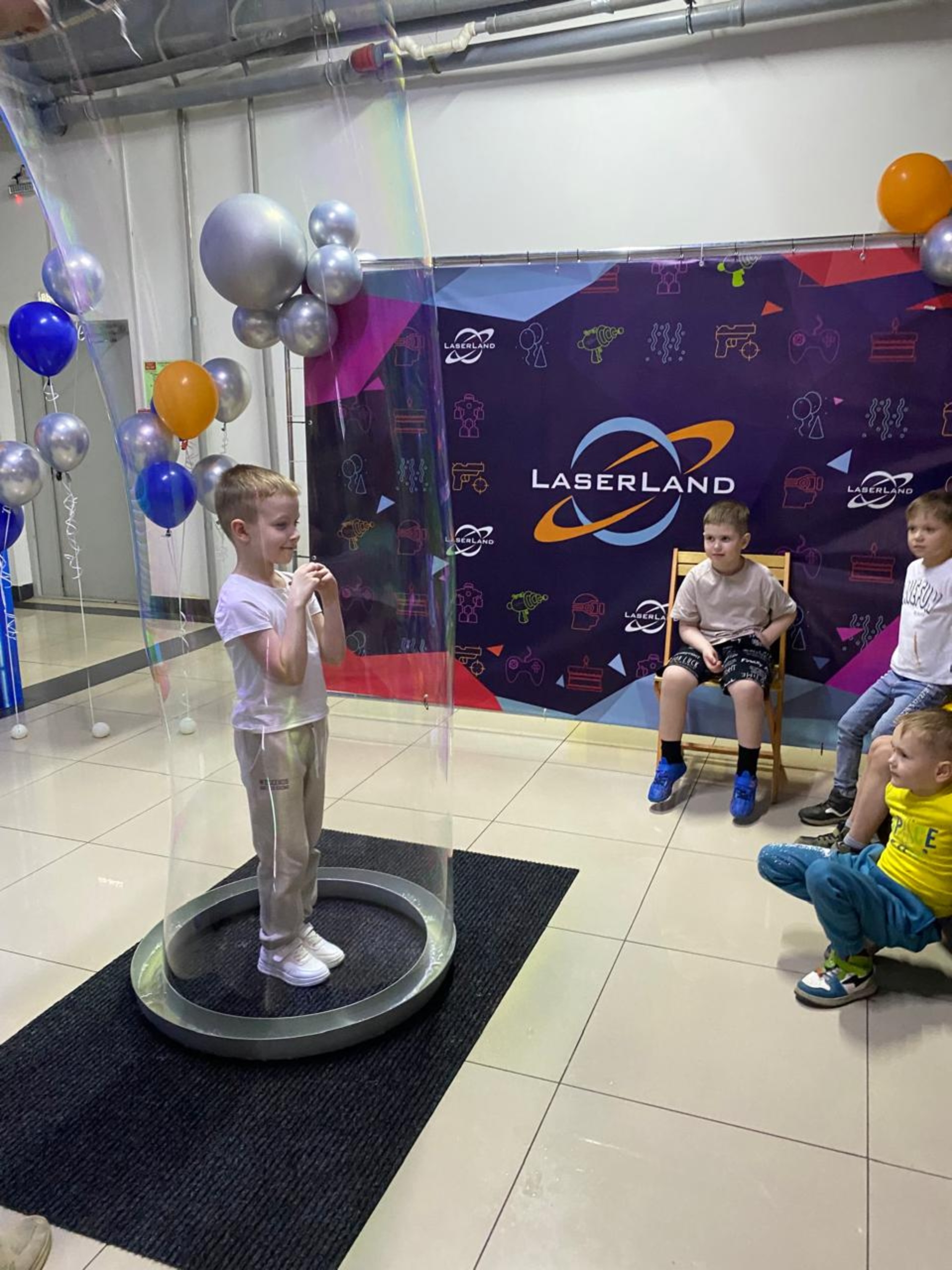 LaserLand, развлекательный центр, Столица, улица Генерала Белика, 1, Чита —  2ГИС