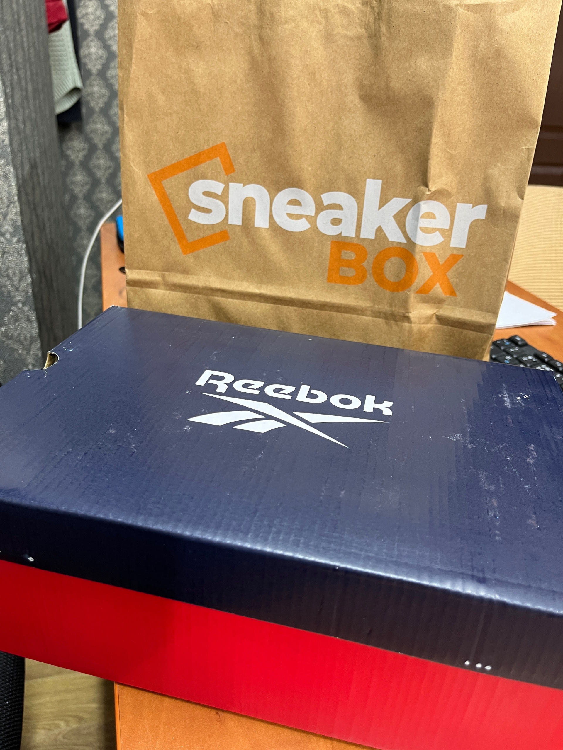 SneakerBox, магазин спортивной одежды и обуви, ТРЦ Европа, Профессора  Баранова, 40, Калининград — 2ГИС