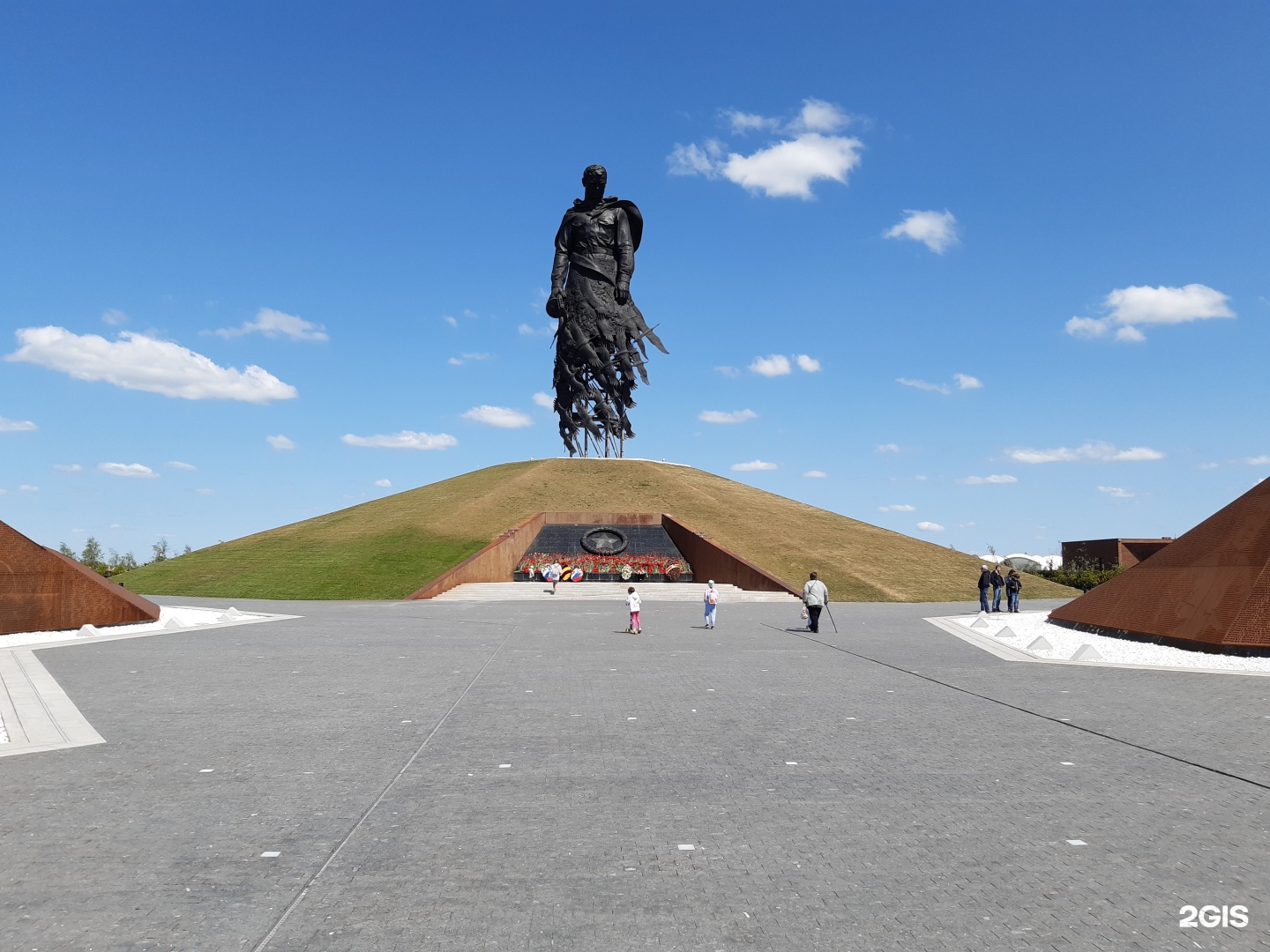 Ржевский мемориал советскому солдату, Центральный музей Великой  Отечественной войны, деревня Толстиково, 70, д. Толстиково — 2ГИС