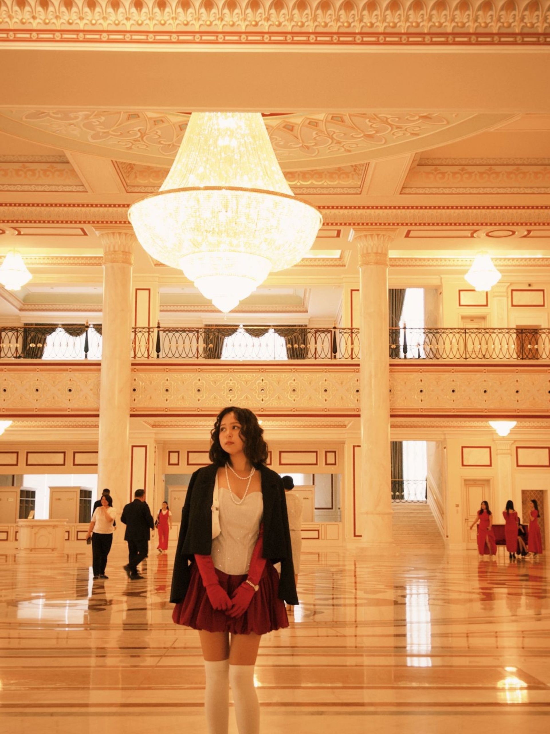 Кей Паркердің үлкен сиськи фотосы