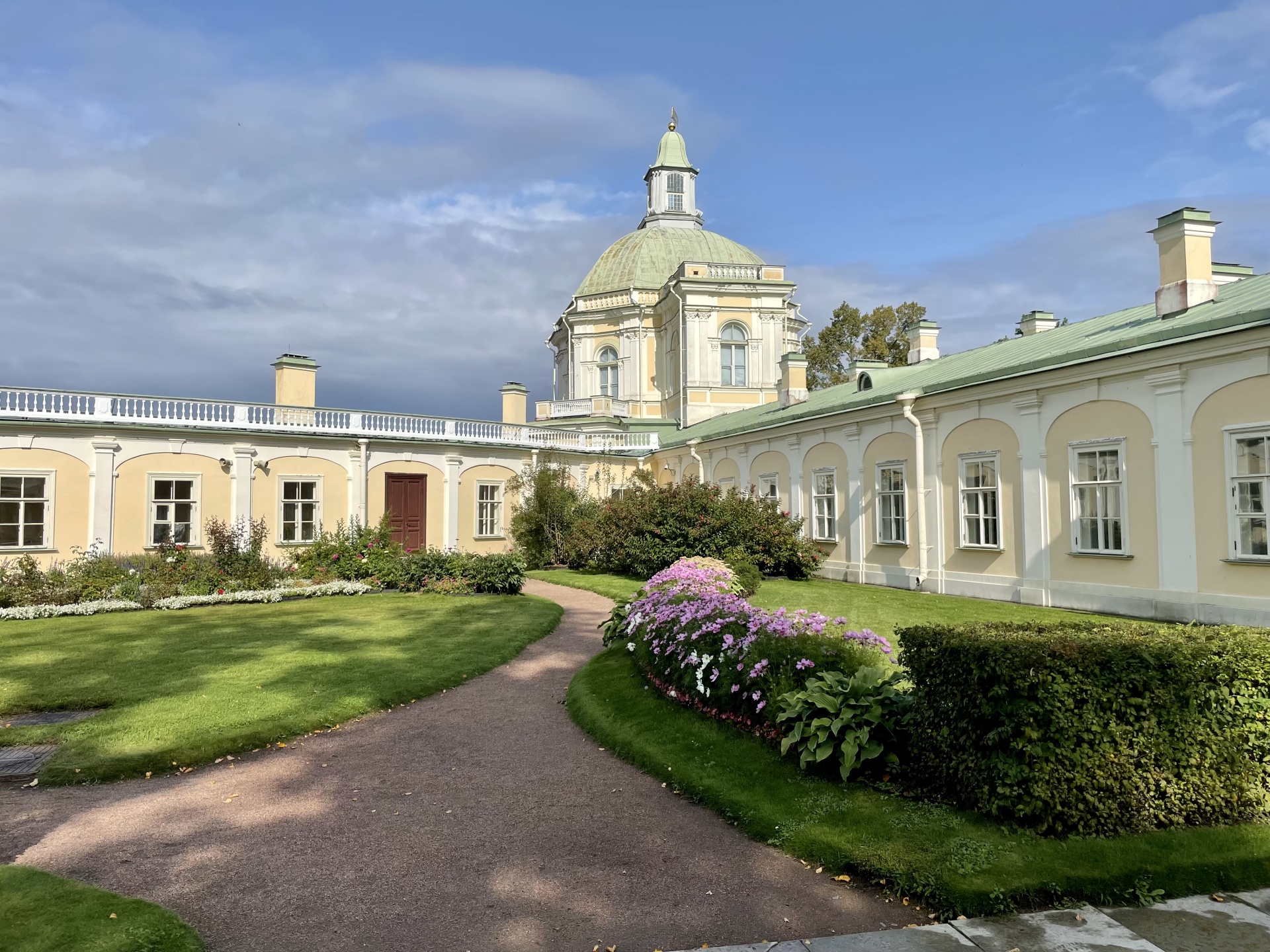 Ораниенбаум, большой Меншиковский дворец, Верхний парк, 1 лит А,  Санкт-Петербург — 2ГИС