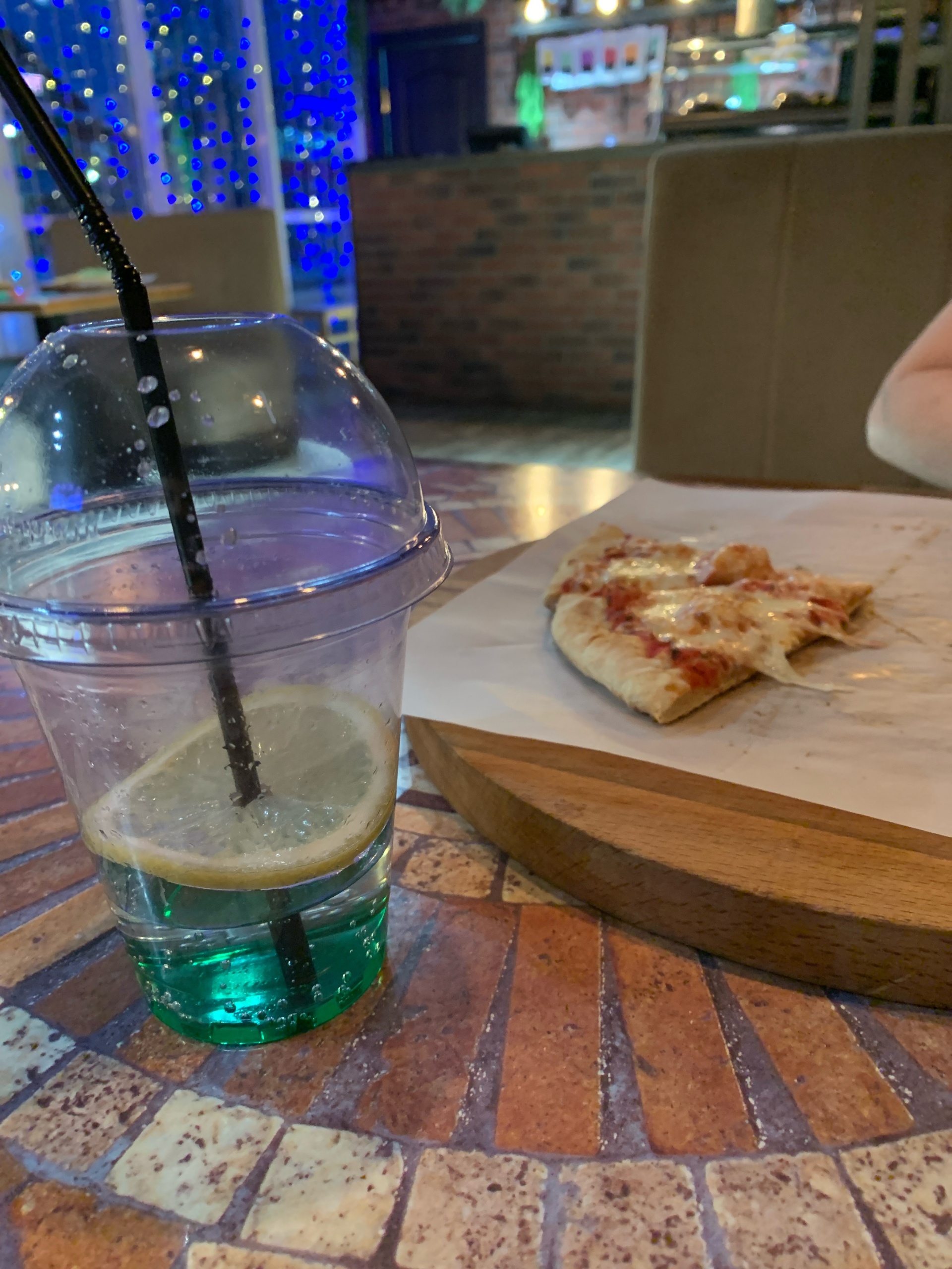 Pizza coffee, кафе, улица Суворова, 5Б/1, Тайшет — 2ГИС