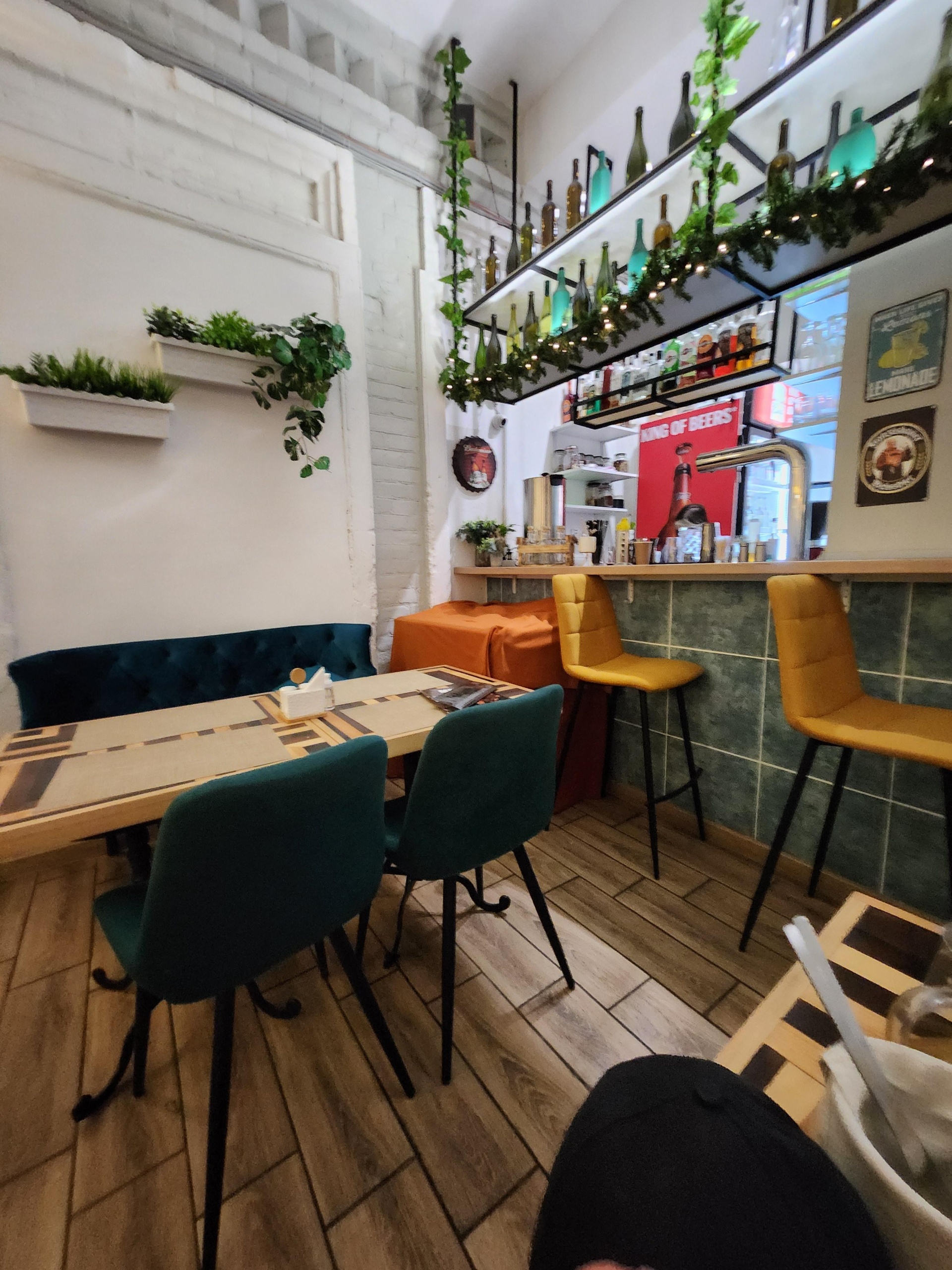 НаУглях Grill&Bar, Театральный переулок, 7а, Екатеринбург — 2ГИС