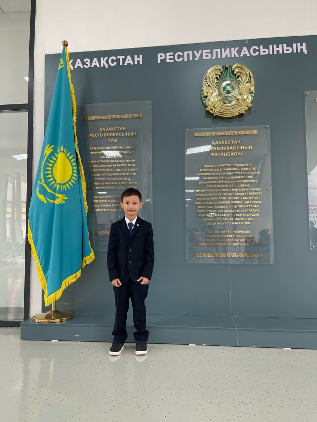 Сол кездегі порно Догги стиліндегі үлкен жопалардың порнофотосуреттері