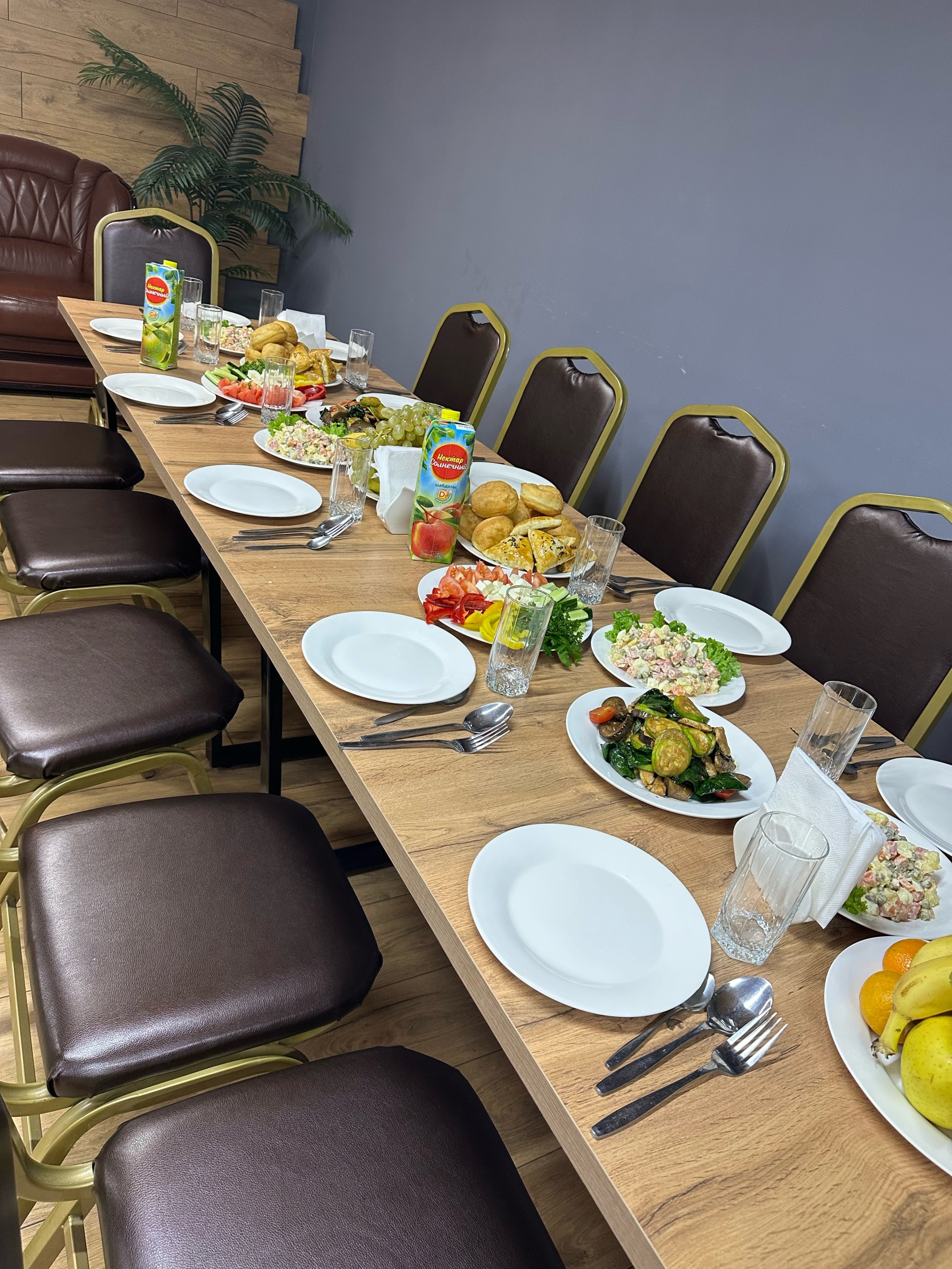 Тамақтың порно видеосы Тамақтың порно видеосы