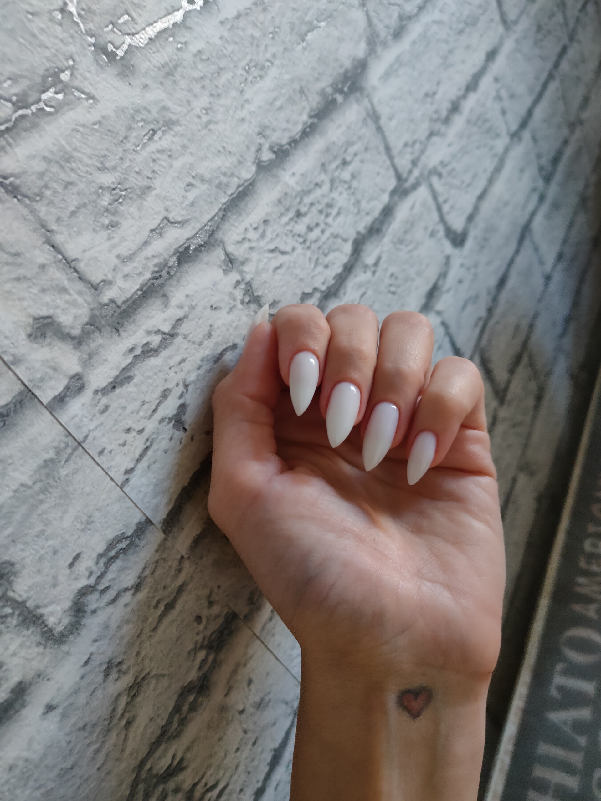 Nail_la_belle, Высотная улица, 2в/1, Красноярск — 2ГИС