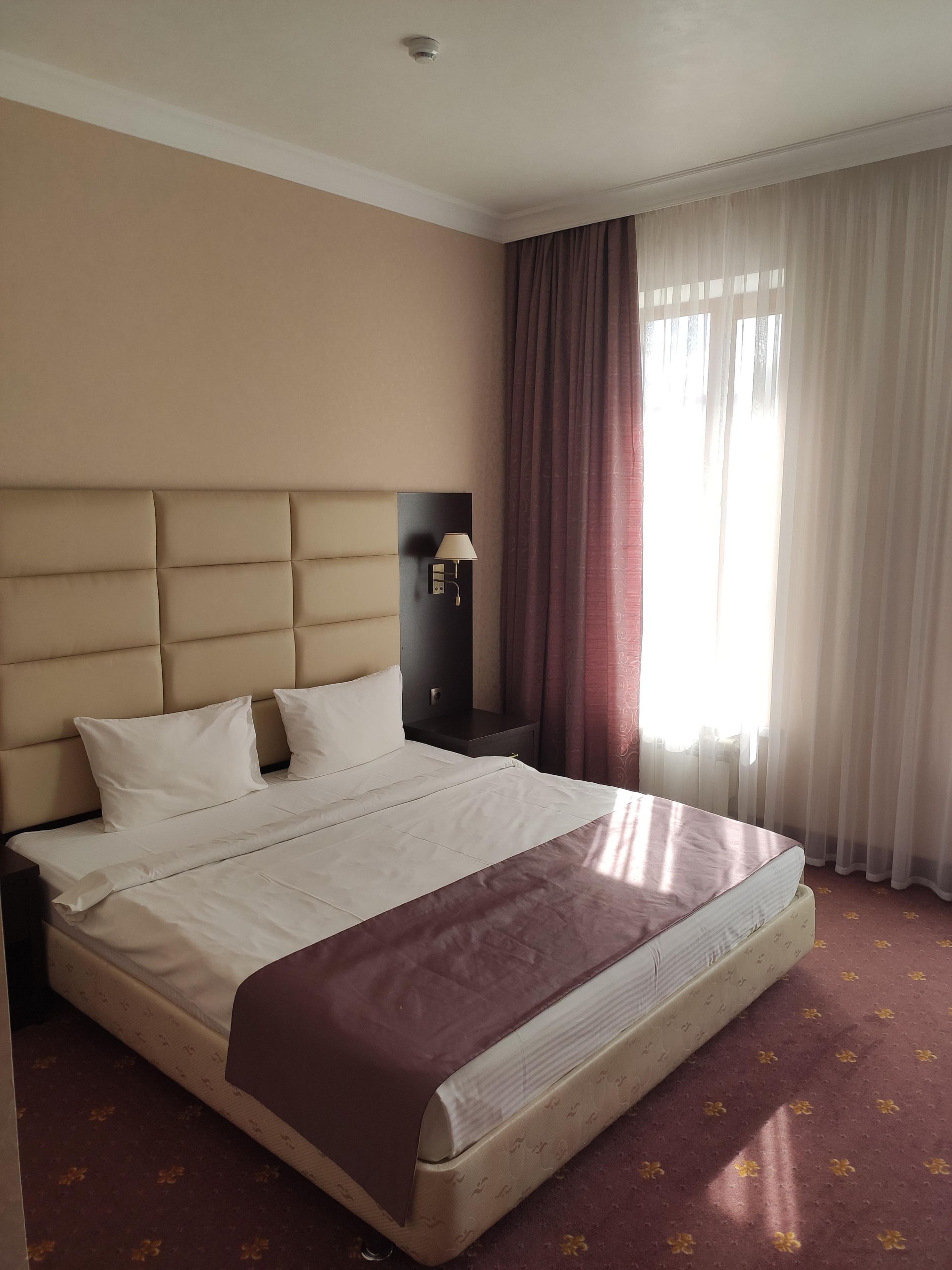 Park hotel, улица Космонавтов, 51а, Черкесск — 2ГИС