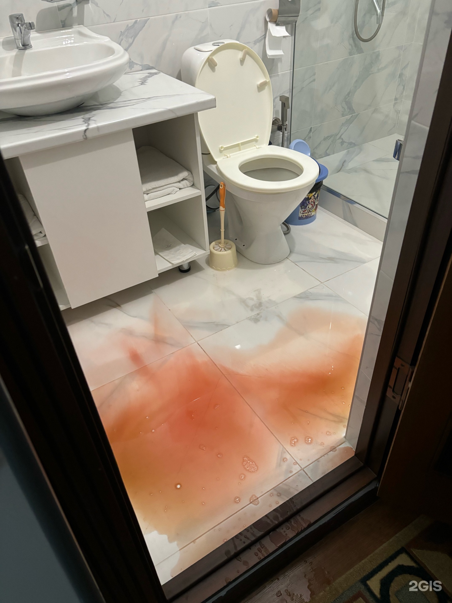 Мәскеуде менің кискамды жалап