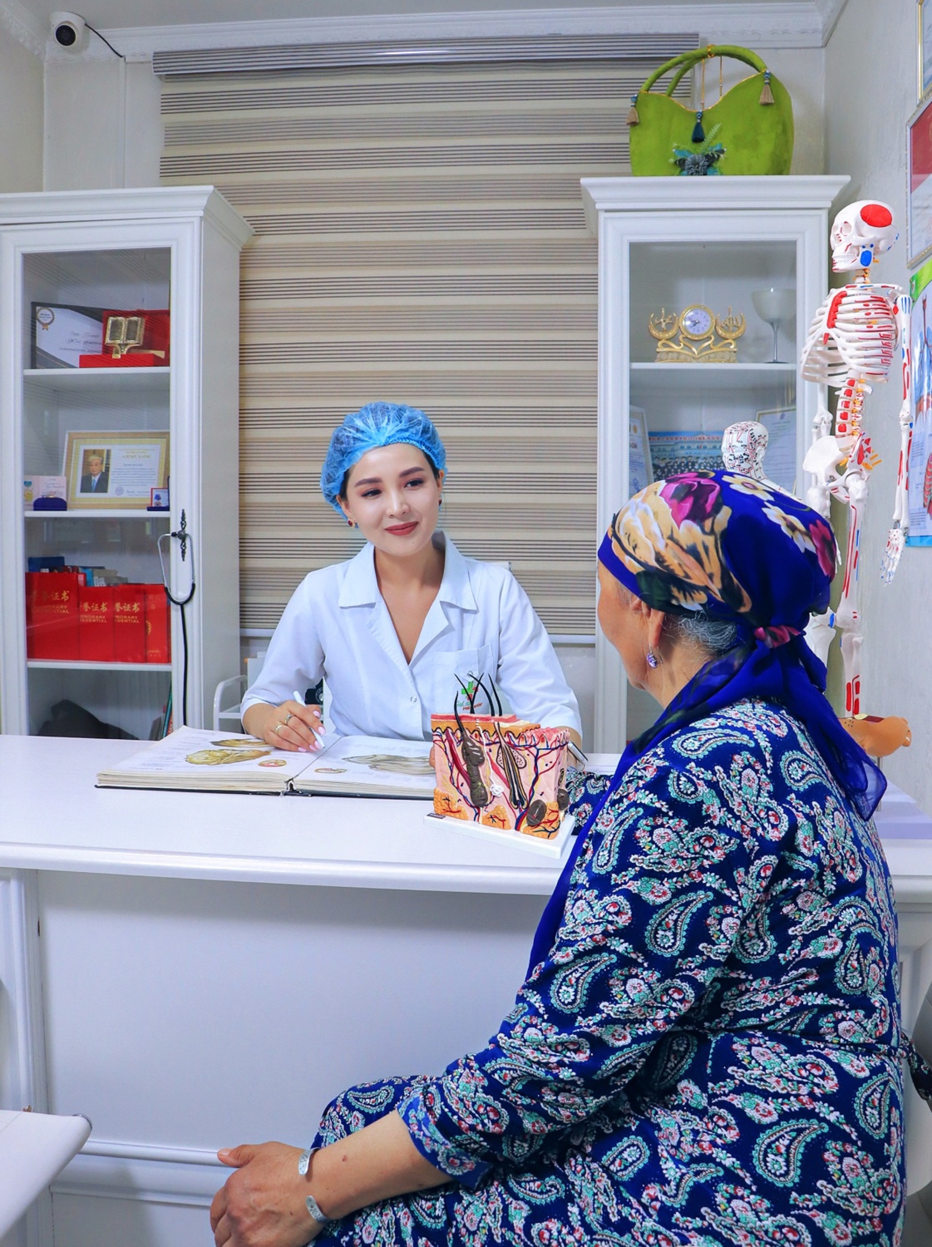 Қыз мұндай массажды күтпеген.