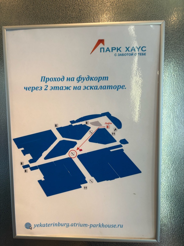 Төсекте жалаңаш жас қыздар Гинеколог әйел дәрігерге барған лесбияндық порнографиялық бейне.