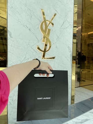 Louis Vuitton, fashion house, Dubai Mall, 3, Mohammed Bin Rashid Boulevard,  Dubai — 2GIS