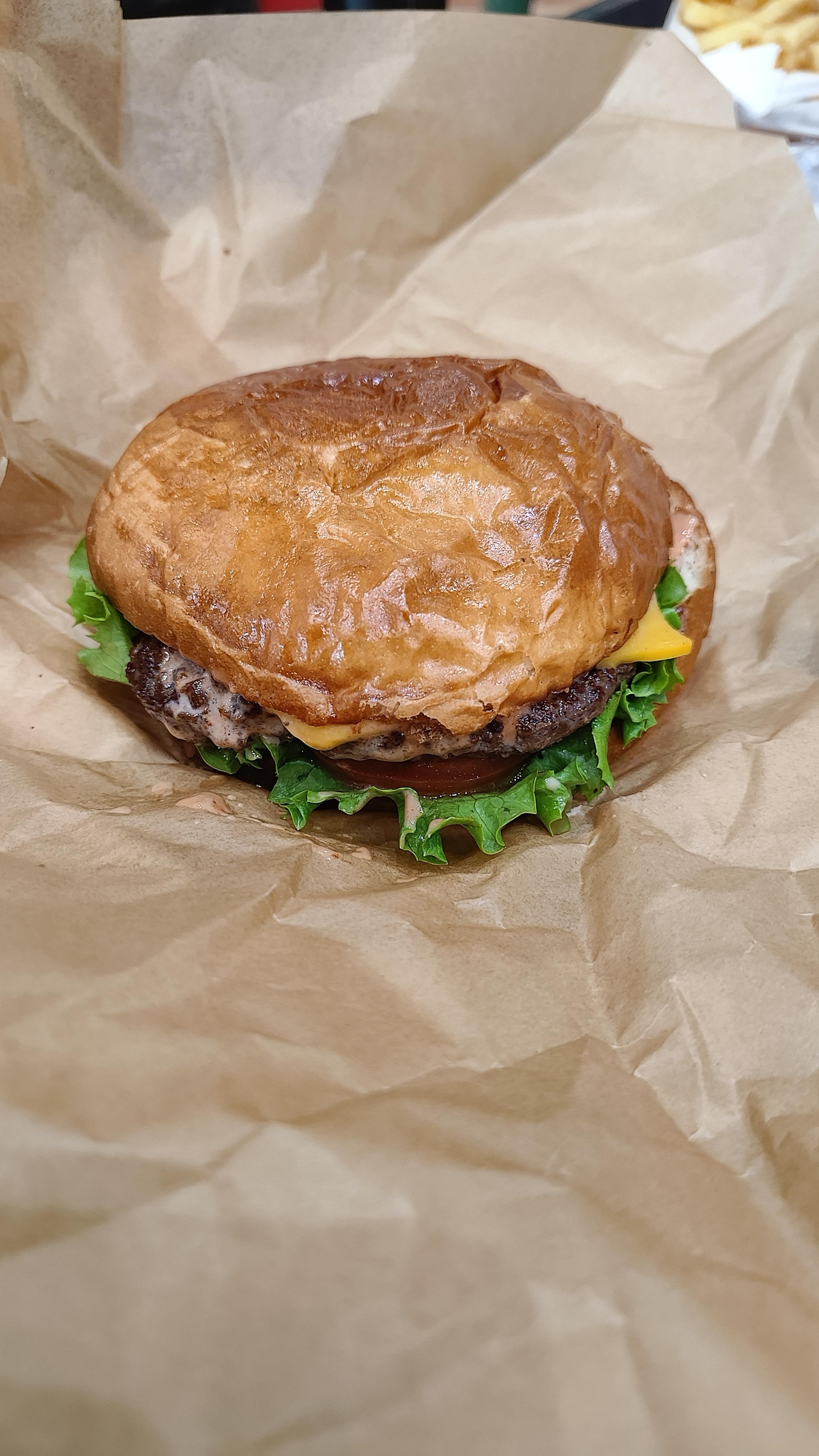 Burger place, кафе стритфуда, ТРЦ Югра Молл, улица Ленина, 15п,  Нижневартовск — 2ГИС