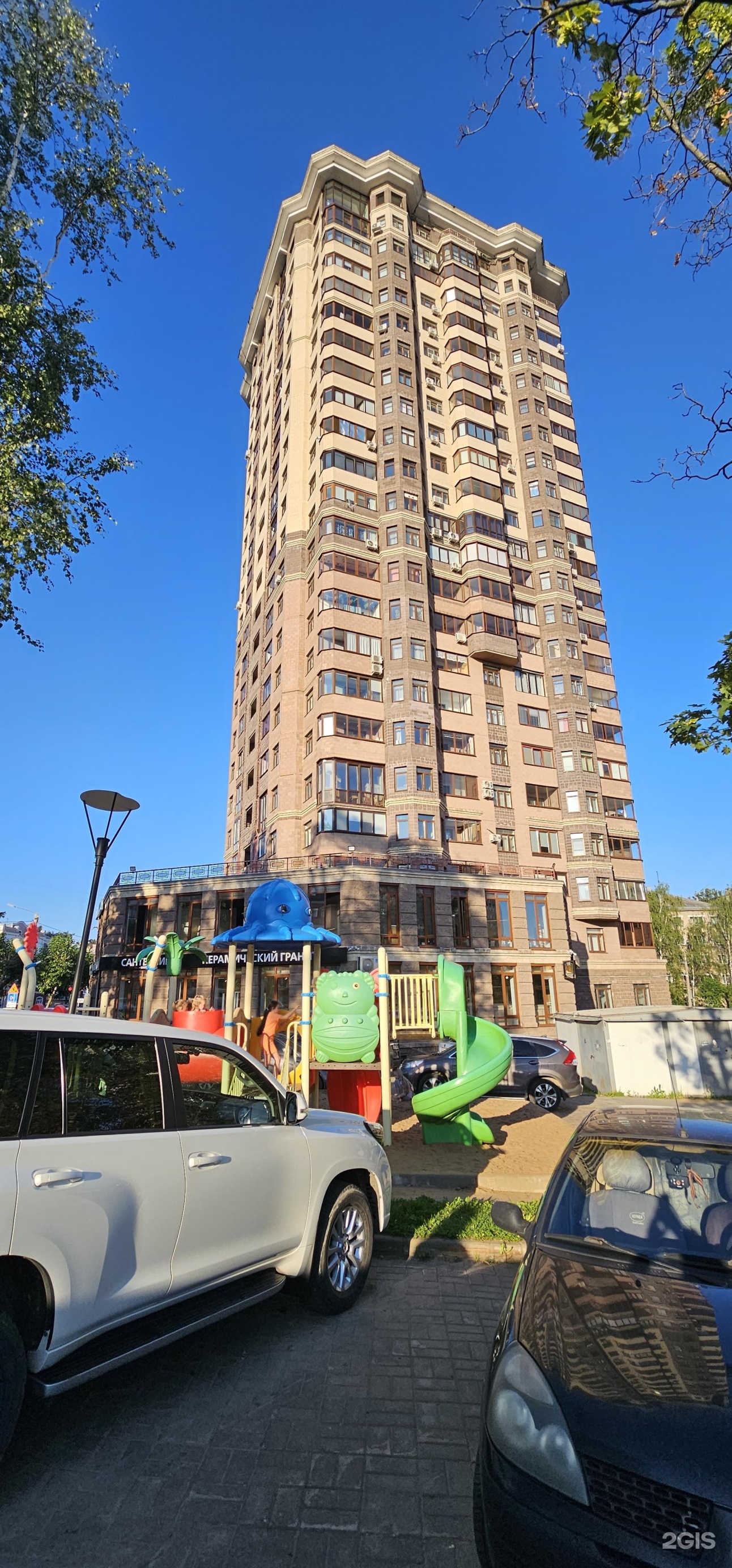 Prestige House, жилой комплекс, улица Володарского, 157 в Кирове — 2ГИС