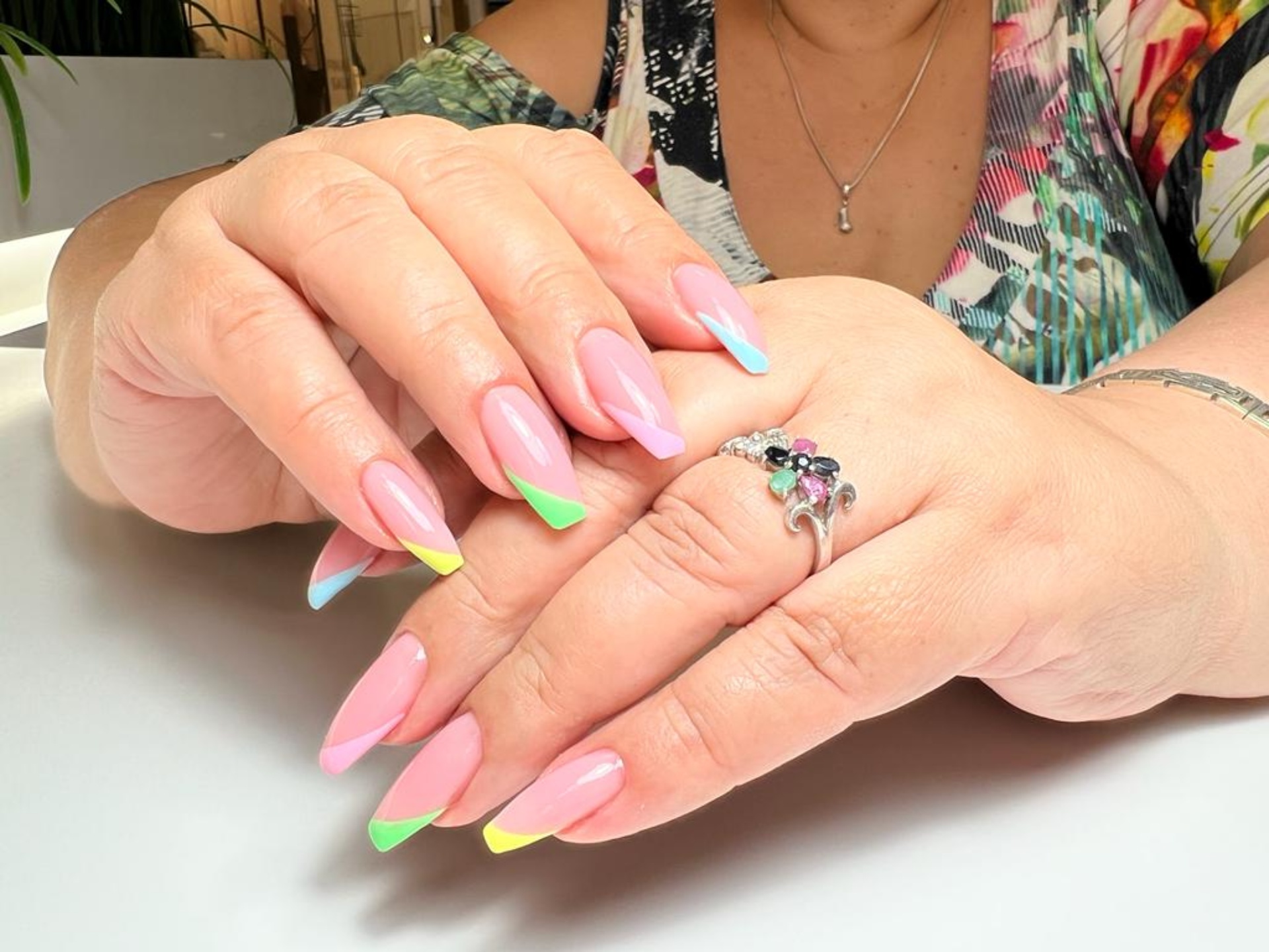 Fancy nails, студия маникюра и педикюра, Красная площадь, улица  Дзержинского, 100, Краснодар — 2ГИС