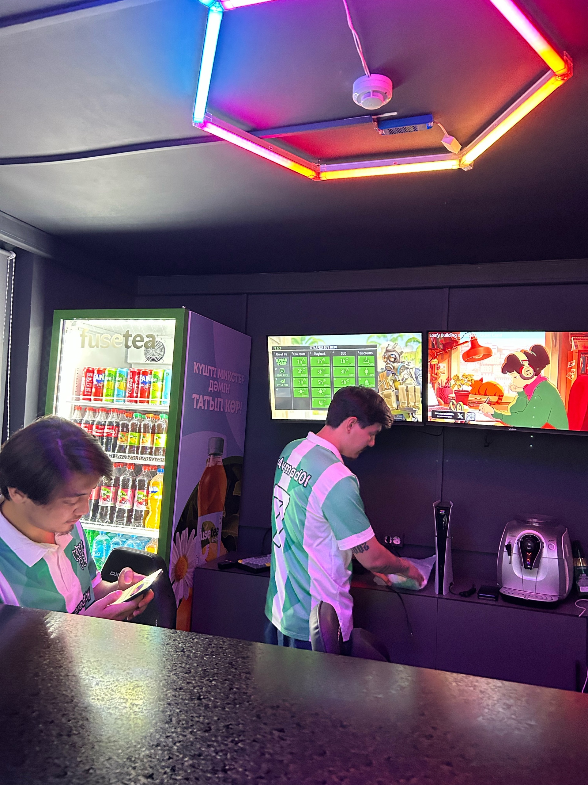 Воскресенский ауданы, Цурупы ауылы, жыныс Әйел кончалары