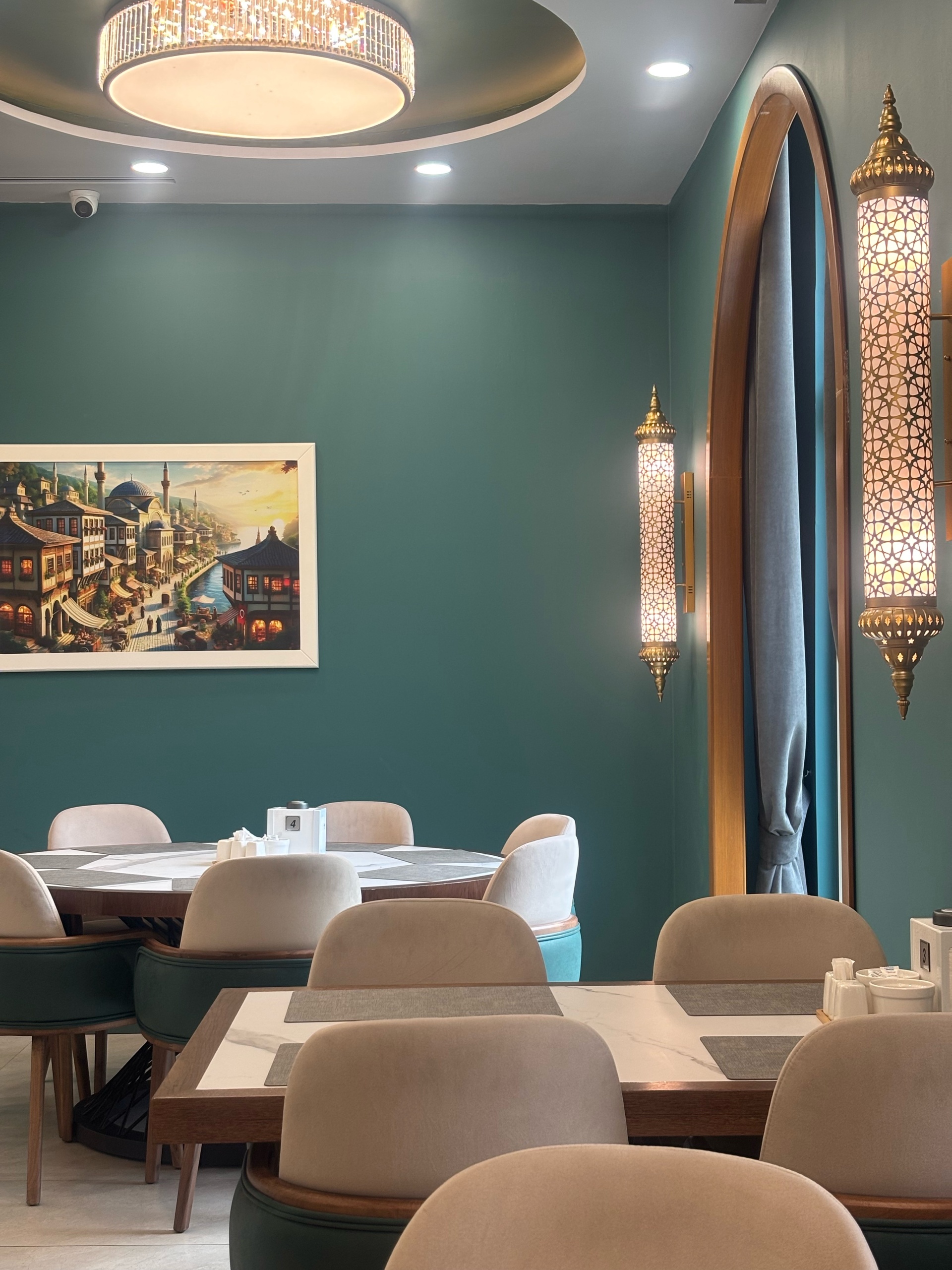 Бисексуал жігіт киска жалайды және сиқты сорады