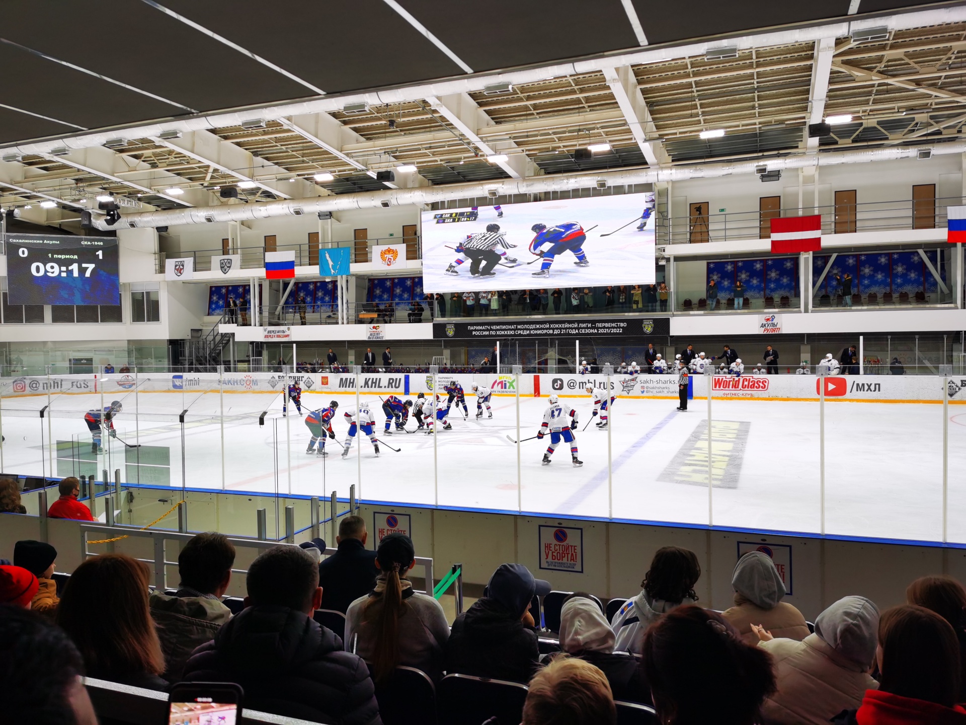 Торг не просто уместен - без него не обойтись". Получится ли продать ТРЦ Arena C