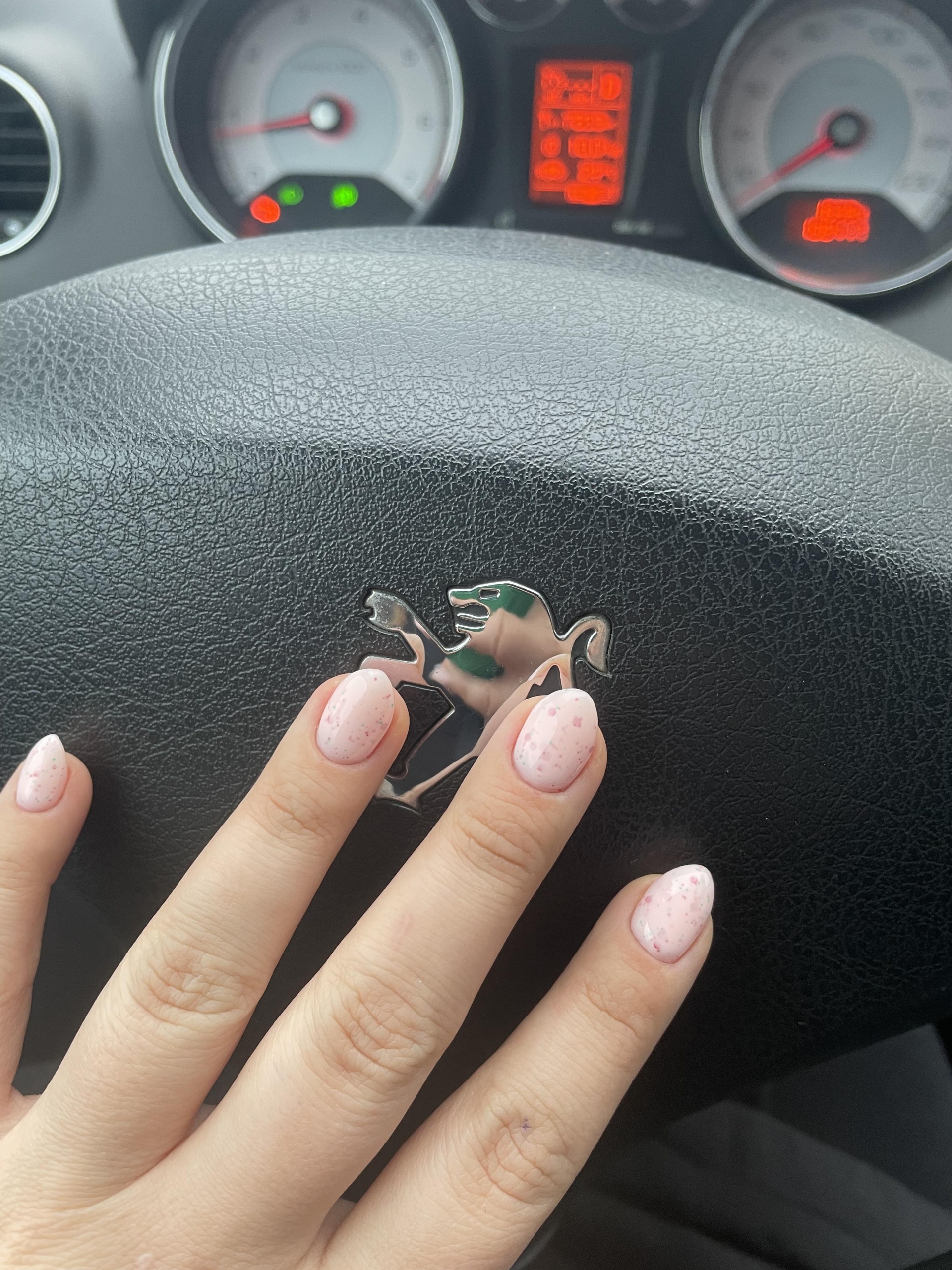 Magic nails, ногтевая студия, Мраморская, 36, Екатеринбург — 2ГИС