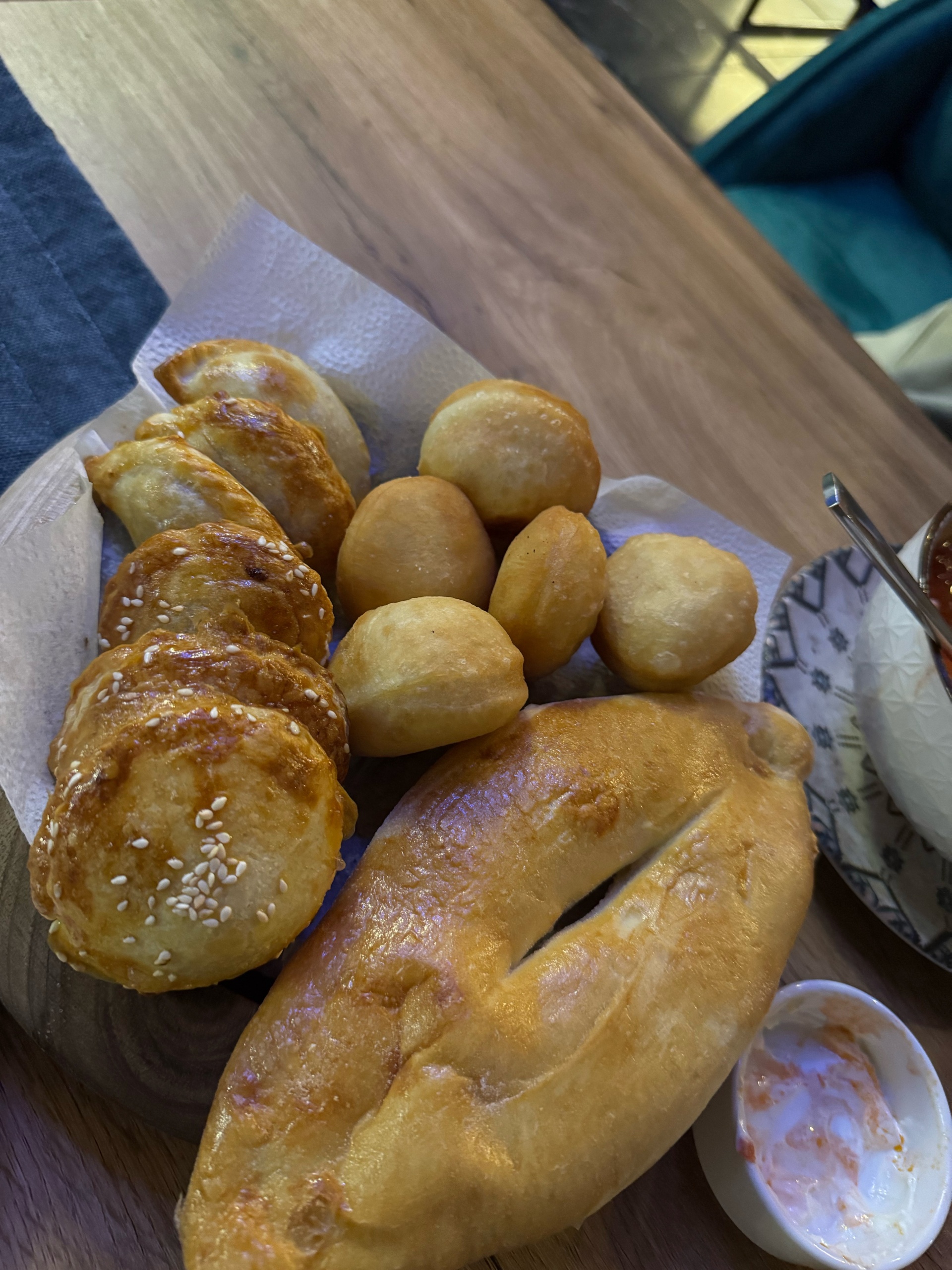 Пойыздағы оқиға порно