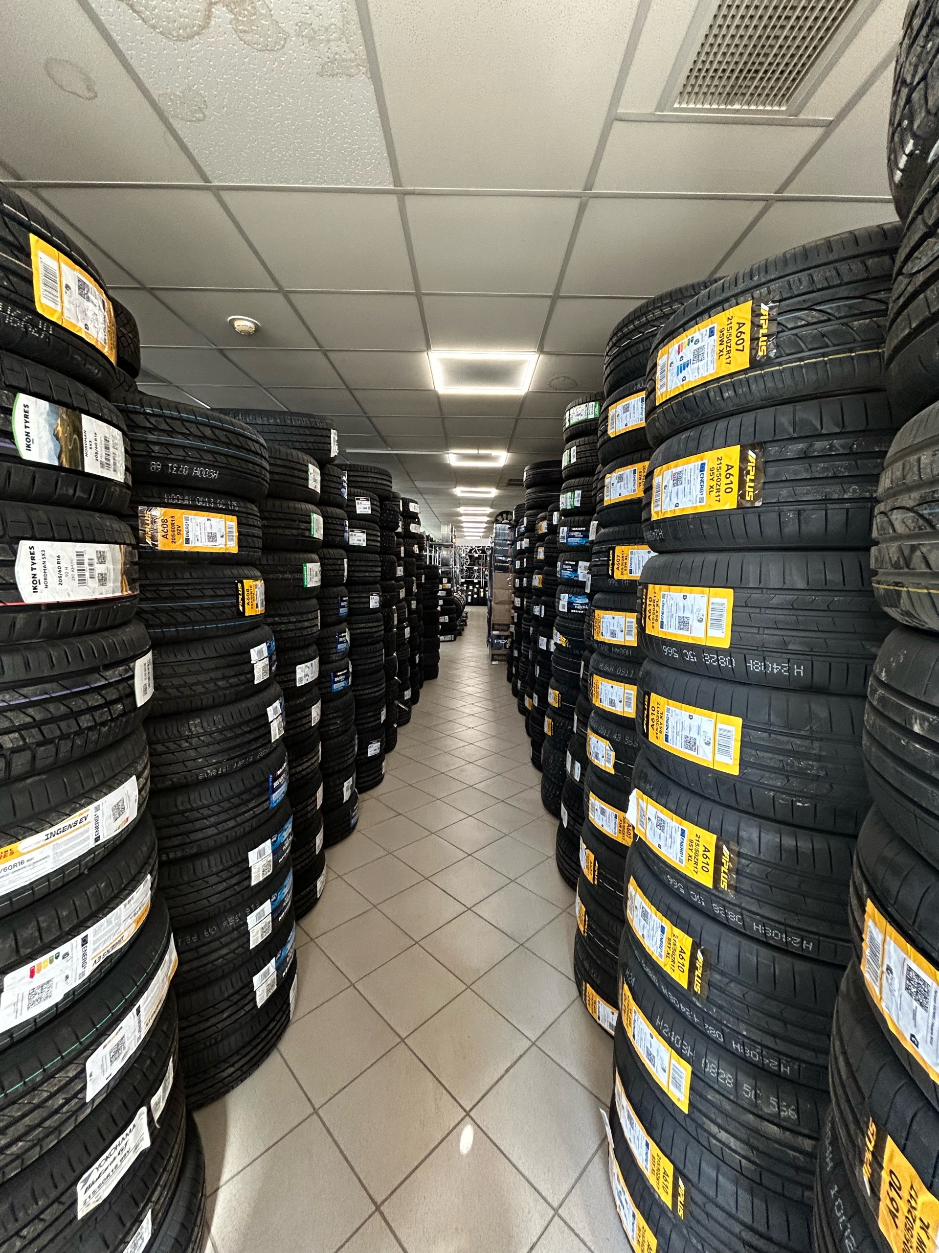 Tyreplus, бульвар 50 лет Октября, 75, Тольятти — 2ГИС