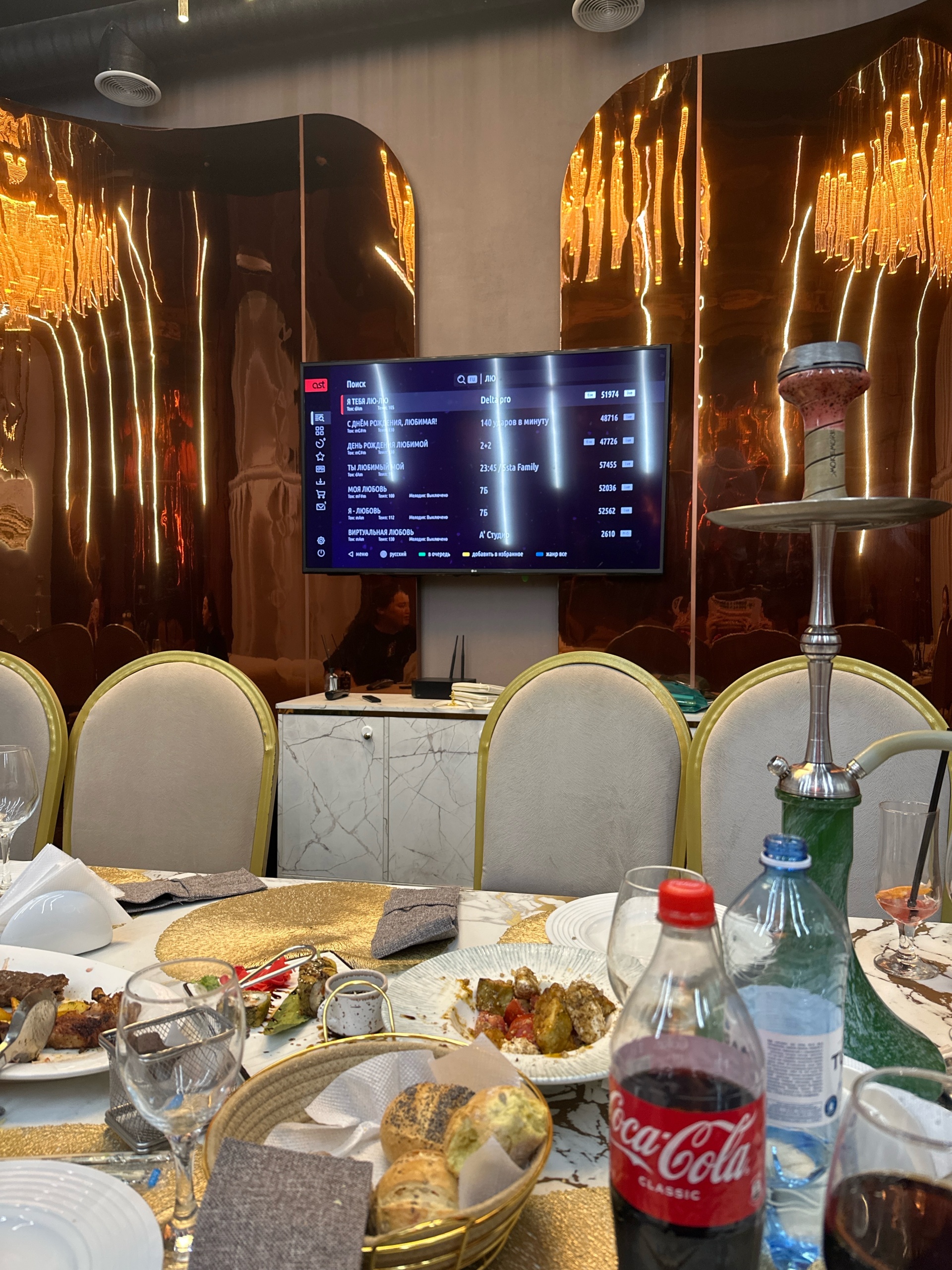 Әйелдер порно фильмдері жоғары сапалы Жанна Фриске мүлдем жалаңаш.