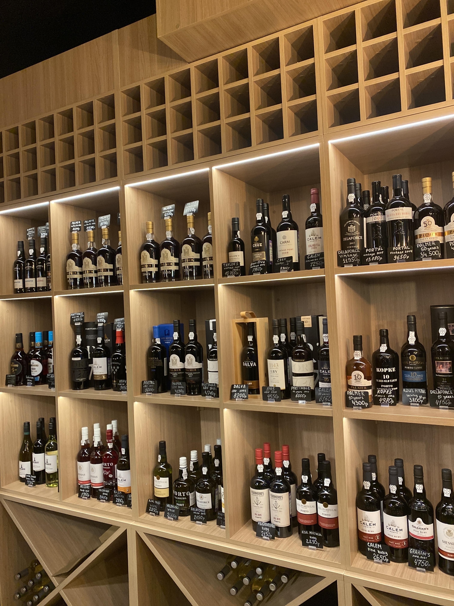 Portwines. Food & drinks, магазин португальских вин и продуктов, Малышева,  3, Пермь — 2ГИС