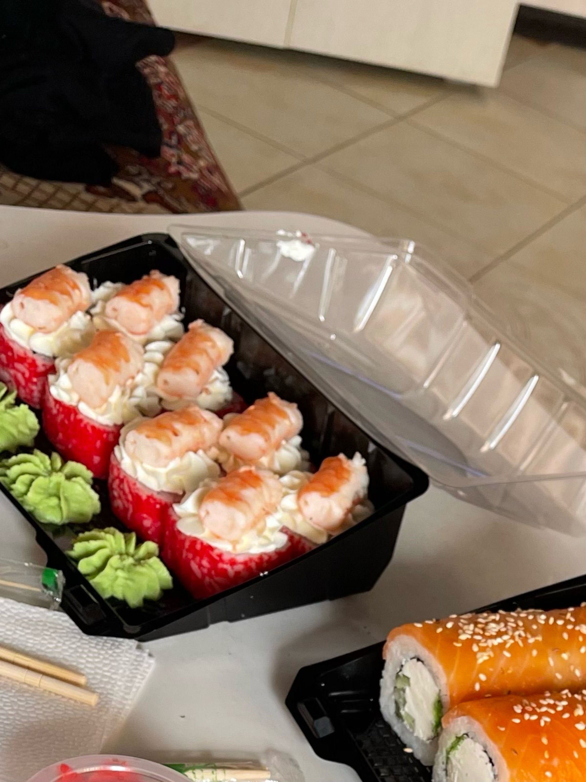 Sushi Premium, служба доставки, Демидова, 2/4, Михайловск — 2ГИС