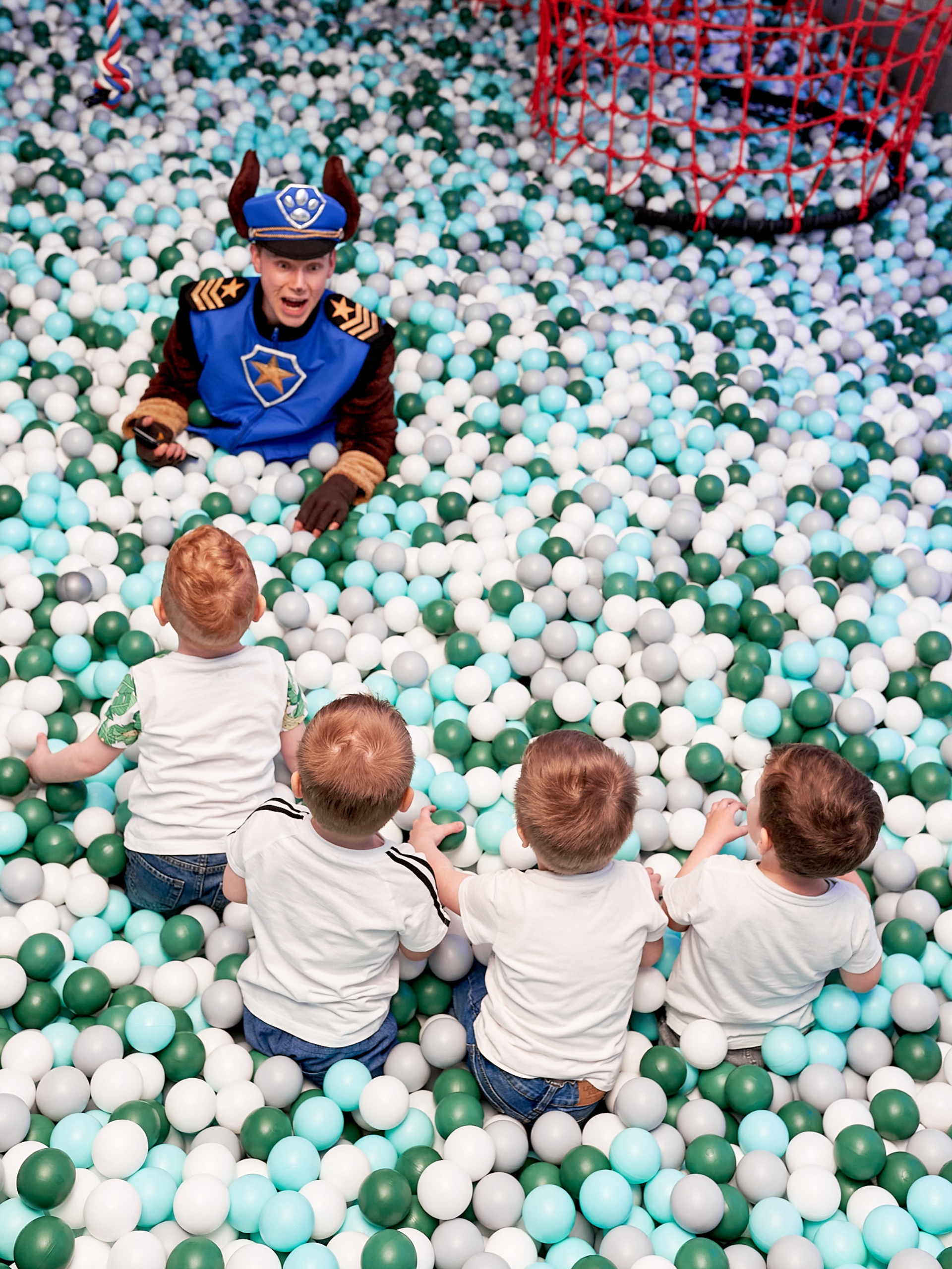 Райball, сухой бассейн, улица Двинская, 2, Хабаровск — 2ГИС