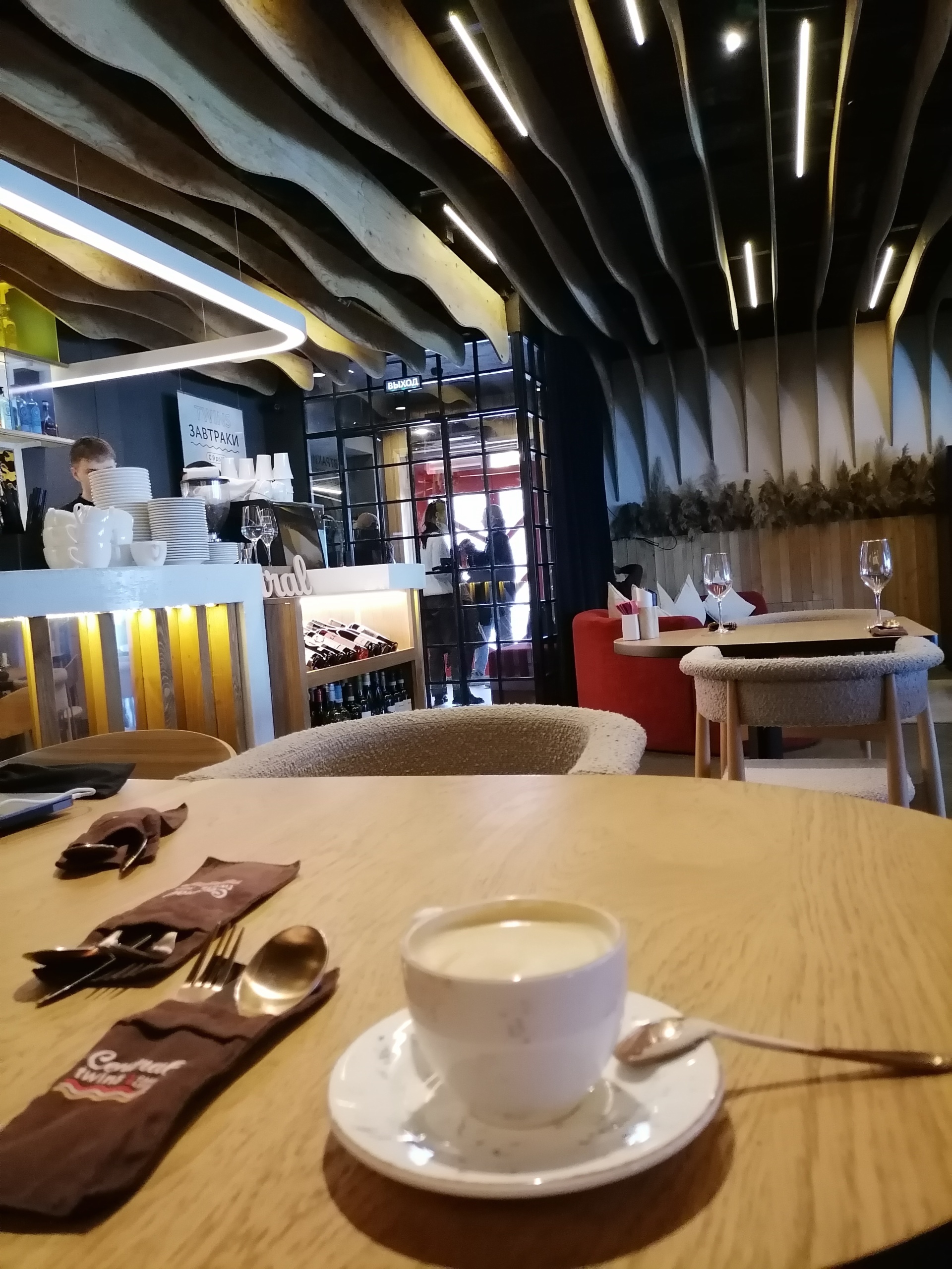 Central Twins Cafe, кафе, проспект Красного Знамени, 104а, Владивосток —  2ГИС