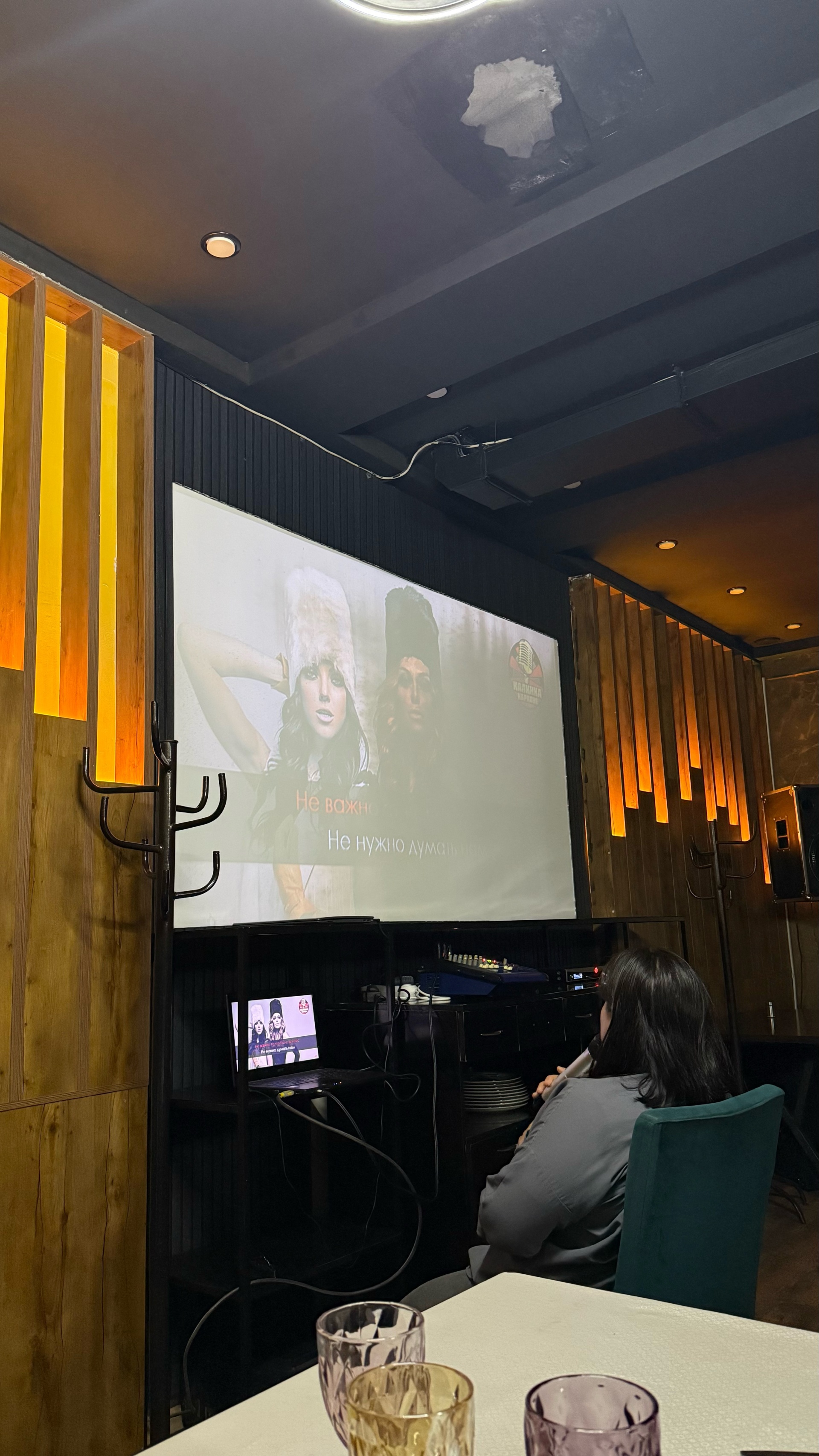 Жас кискаларды көрсетіңіз