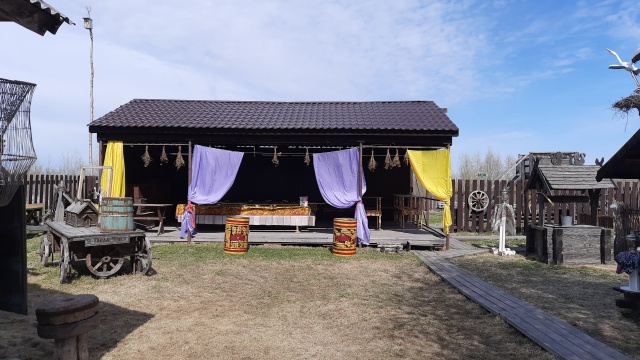 Жезөкшелердің денелеріндегі қорлайтын жазулар