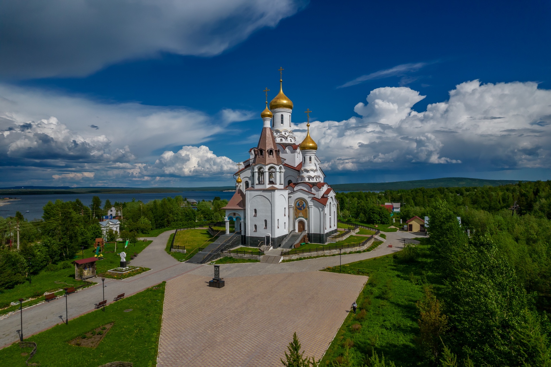 Свято-Вознесенский кафедральный собор, Красноармейская улица, 15а,  Мончегорск — 2ГИС